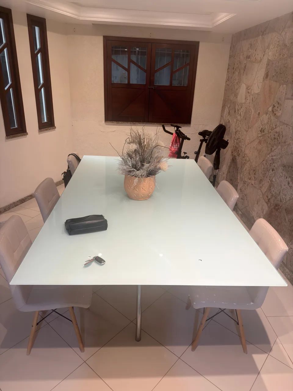 Vendo mesa com cadeira  - Foto 5