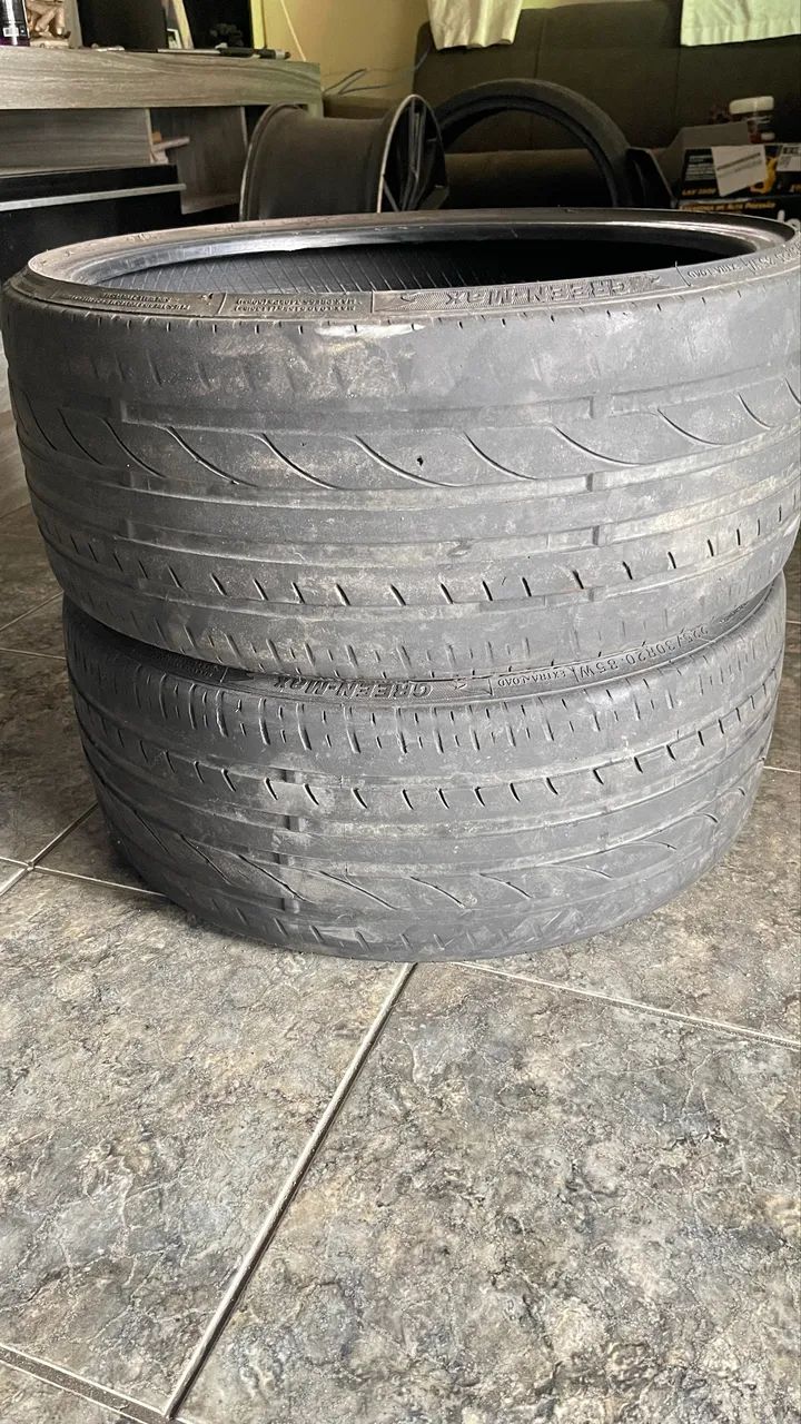 225/30 aro 20 - Foto 2
