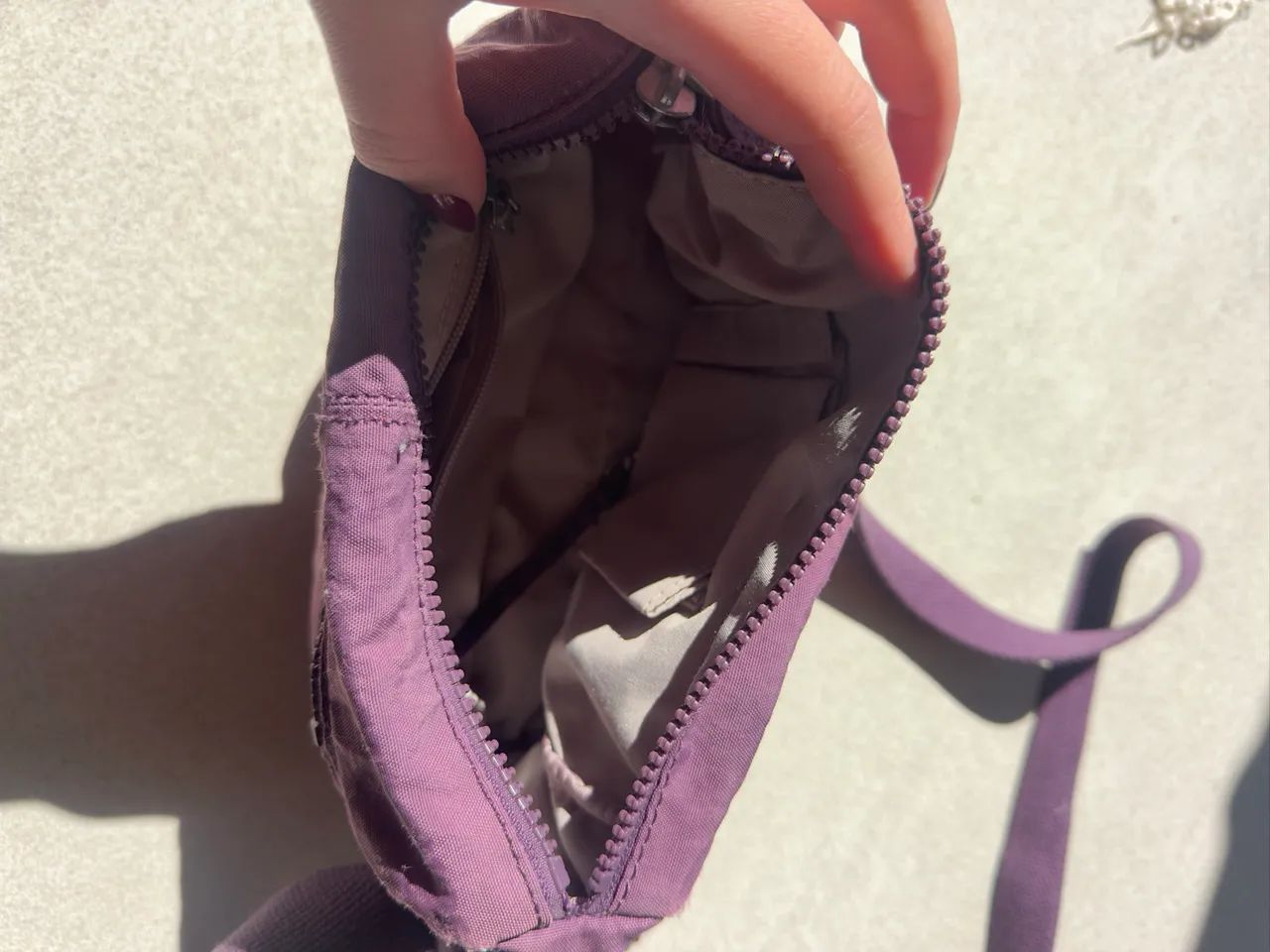 bolsa kipling roxa  - Foto 2