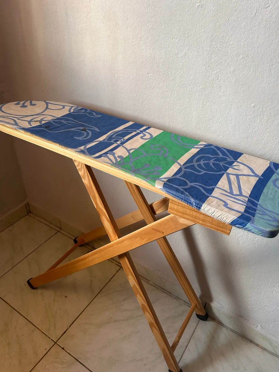 Kit tábua e ferro de passar roupas  - Foto 4