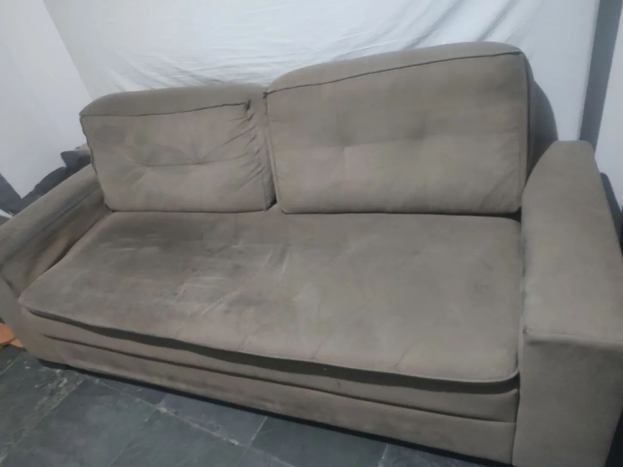 Sofa suede 3 lugares - Foto 3