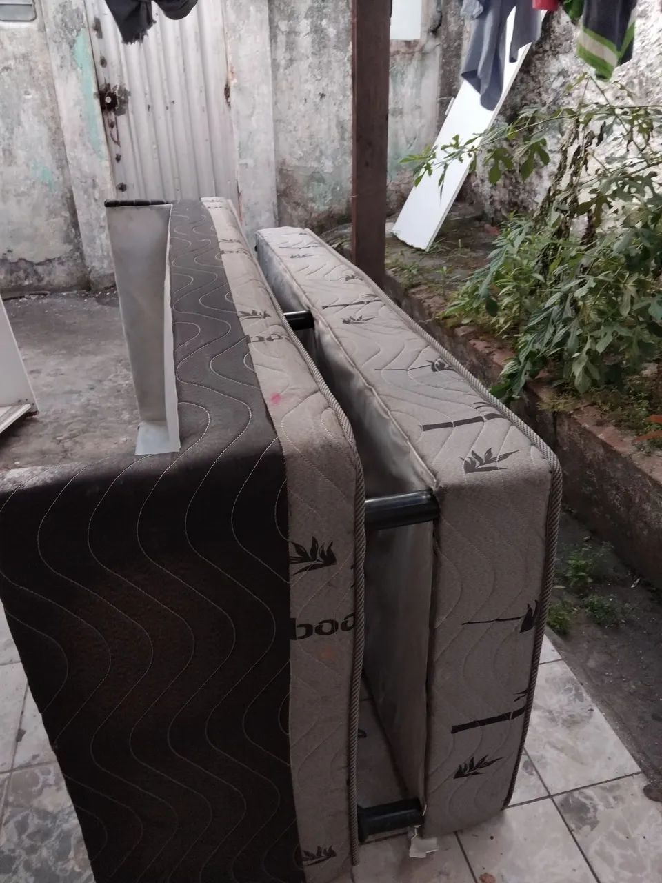 Cama Box de solteiro 