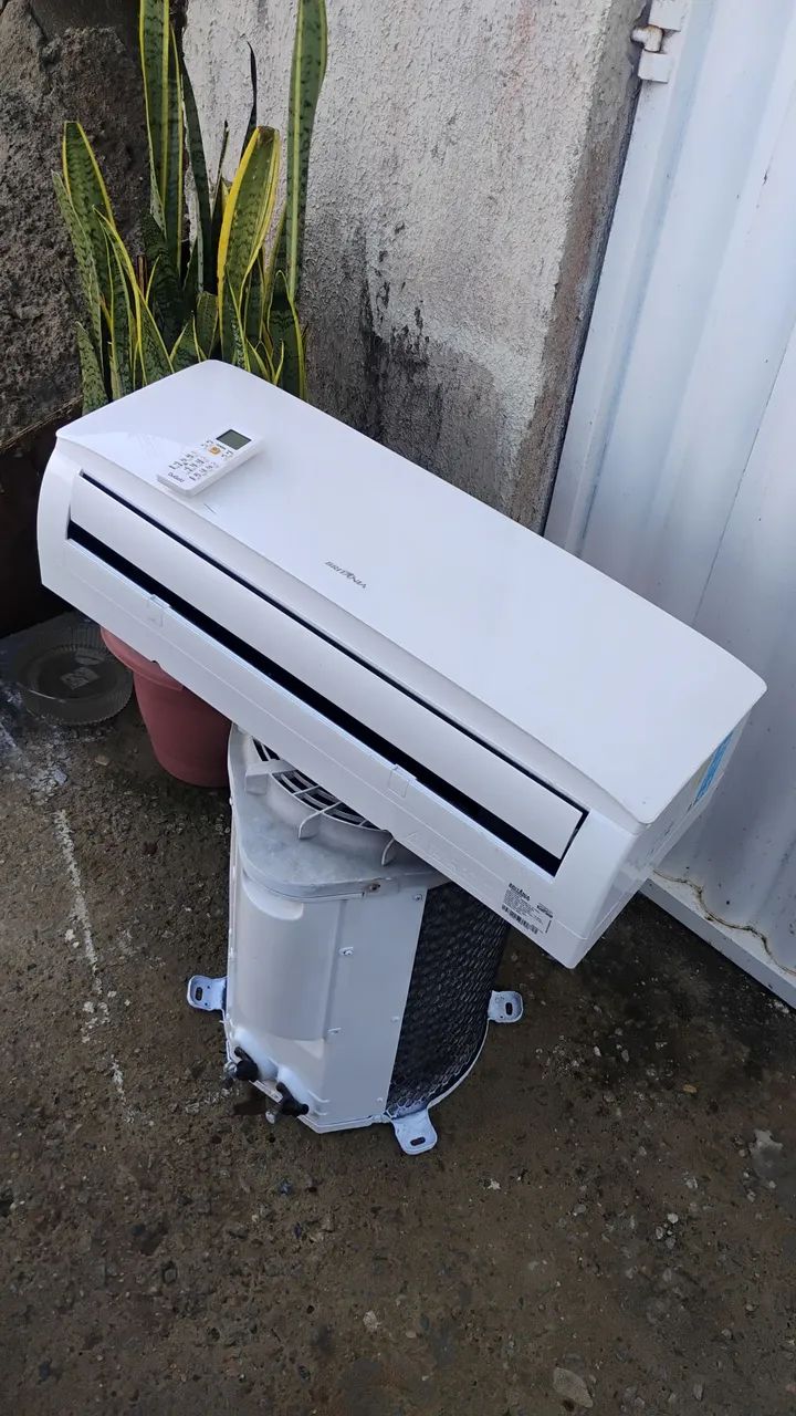 Ar condicionado funcionando perfeitamente 