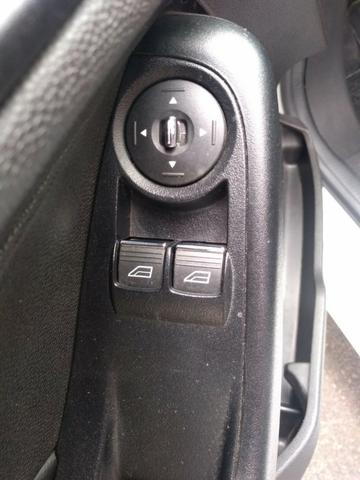 New Fiesta 1.5 S 2015 - Foto 9