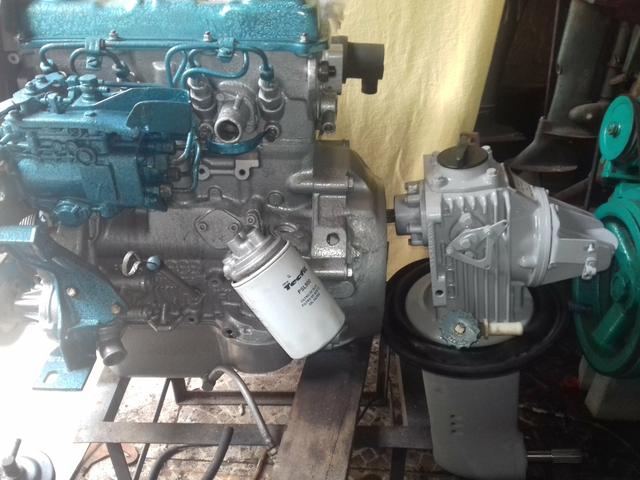 Rabeta volvo penta vertical 120SD,para veleiros,rabeta igual a nova - Foto 3