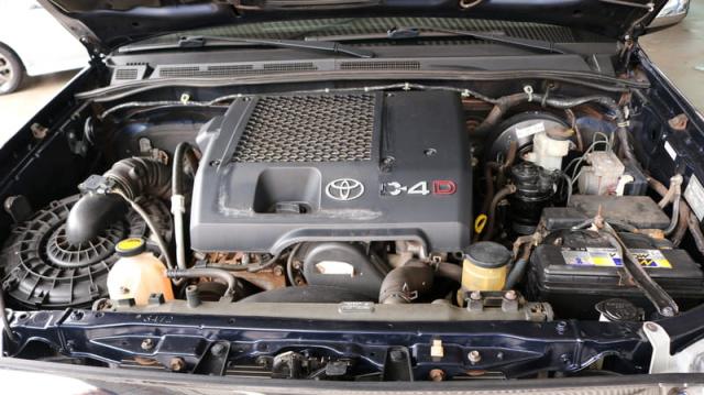TOYOTA HILUX CD SRV D4-D 4X4 3.0 TDI DIESEL AUT - Foto 8