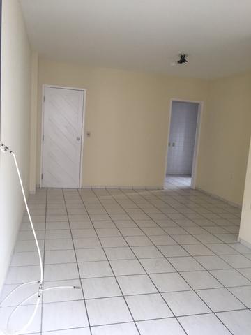 Em Morro Branco , 3 quartos 1 suite, com elevador - Foto 2