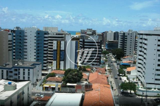 Apartamento com 87 m², 3/4 (sendo 01 suíte e 01 reversível), na Ponta Verde. REF: C4114 - Foto 17