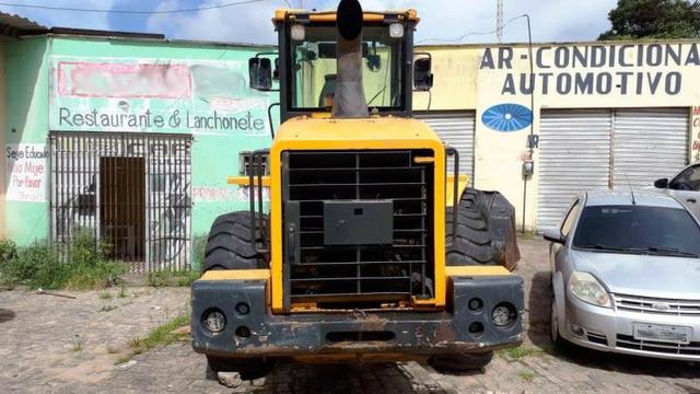 Carregadeira Hyundai, modelo HL740-7, ano 2011, com pouco uso - Foto 4