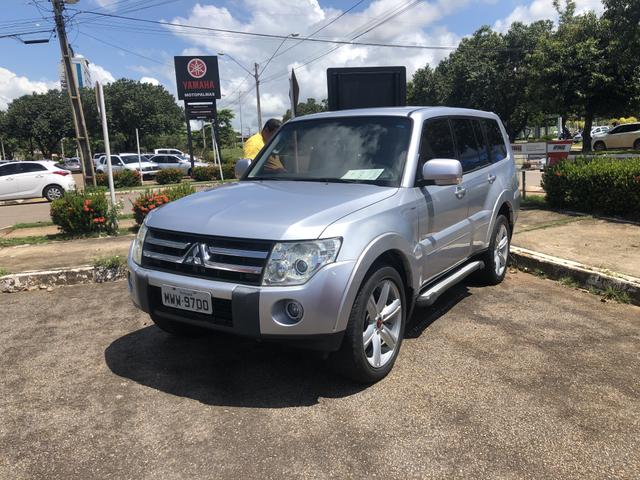Mitsubishi Pajero Full GLS