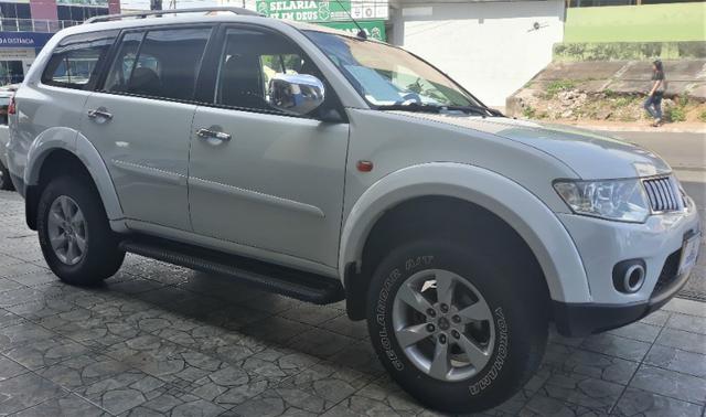 Pajero Dakar HPE 7 Lugares 2013