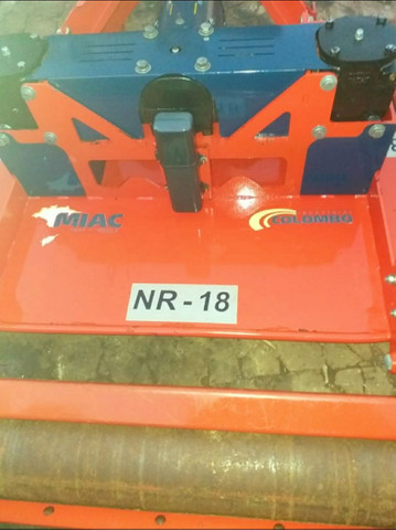 Plaina rotativa / Niveladora Miac NR 18 - Foto 4
