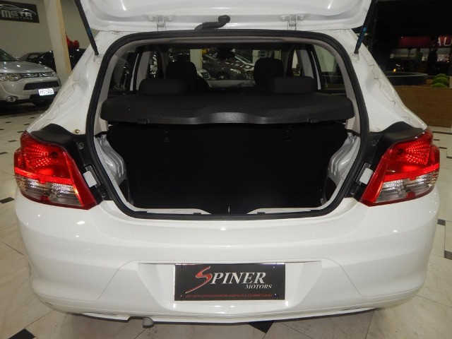 Chevrolet Onix 1.0 Mpfi Joy 8v Flex 4p Completo Impecável - Foto 17