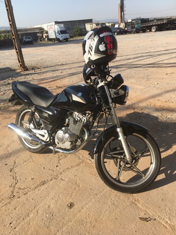 MOTO SUZUKI TOP
