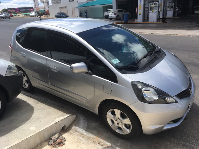 HONDA FIT, 1.4 COMPLETO, KM BAIXO.