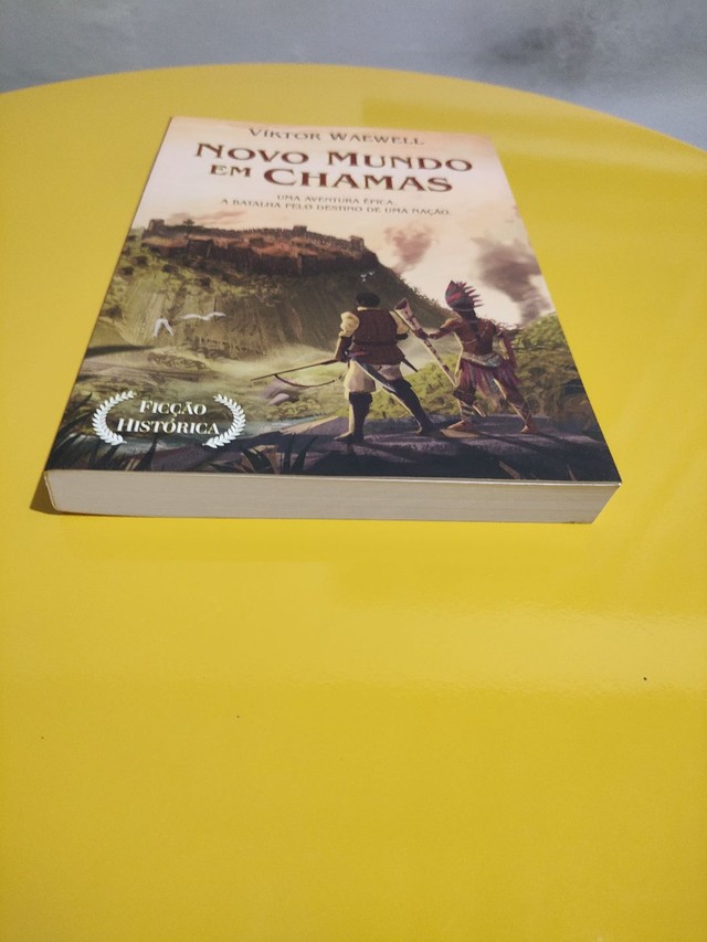 Novo mundo em chamas. Drama História. Novo. Com brinde  - Foto 2