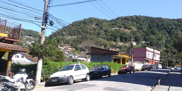 Lote/Terreno para venda possui 495 metros quadrados em Mosela - Petrópolis - RJ - Foto 2