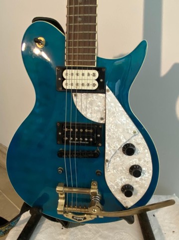 Guitarra Phoenix (deluxe) modificada por Luthier - Foto 2