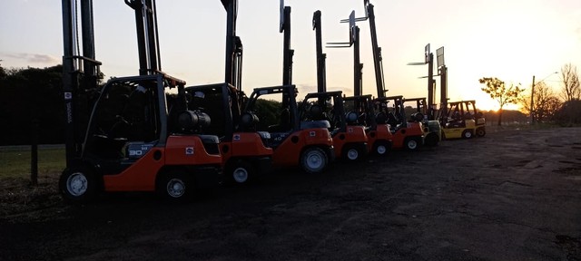 Empilhadeira Toyota 8FG30 3t 4m 2018 - Foto 5