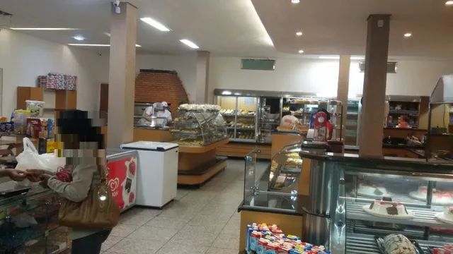 Loja 200 mts (atualmente alugada para padaria) + casa 4 quartos - Foto 2