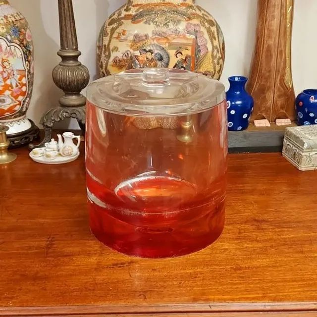 Antigo porta gelo em Acrílico 