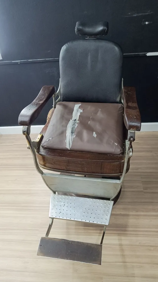 Cadeira Reclinável Barbeiro Dallas Cobre, Facebook Marketplace