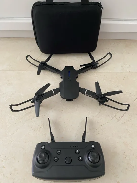 Drone dobrável com controle remoto - Novo