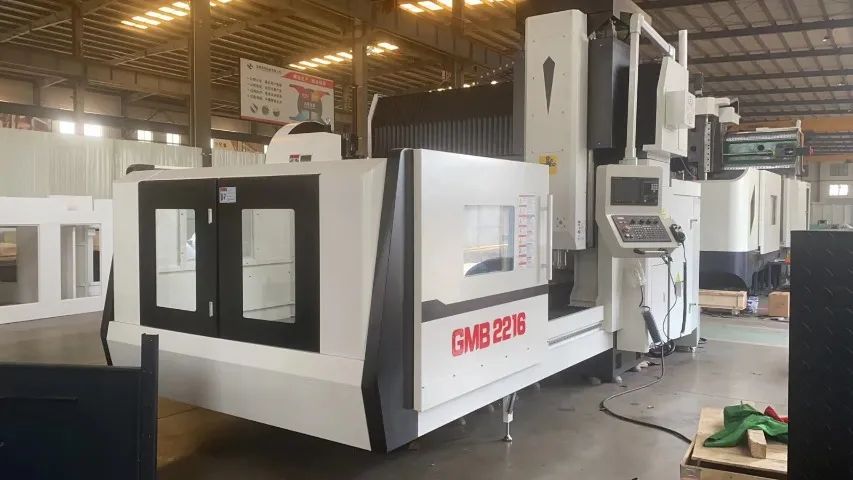 Centro de Usinagem portal GMB 2200x1600x800 com  Mitsubishi M80V (Nova) - Foto 3