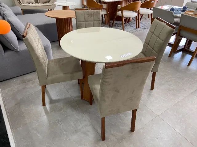 Conjunto Mesa Redonda 1m com Base de Madeira Maciça e 6 Cadeiras