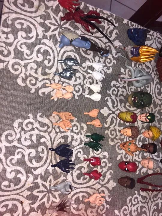 Lote heads e mãos marvel Legends  - Foto 5