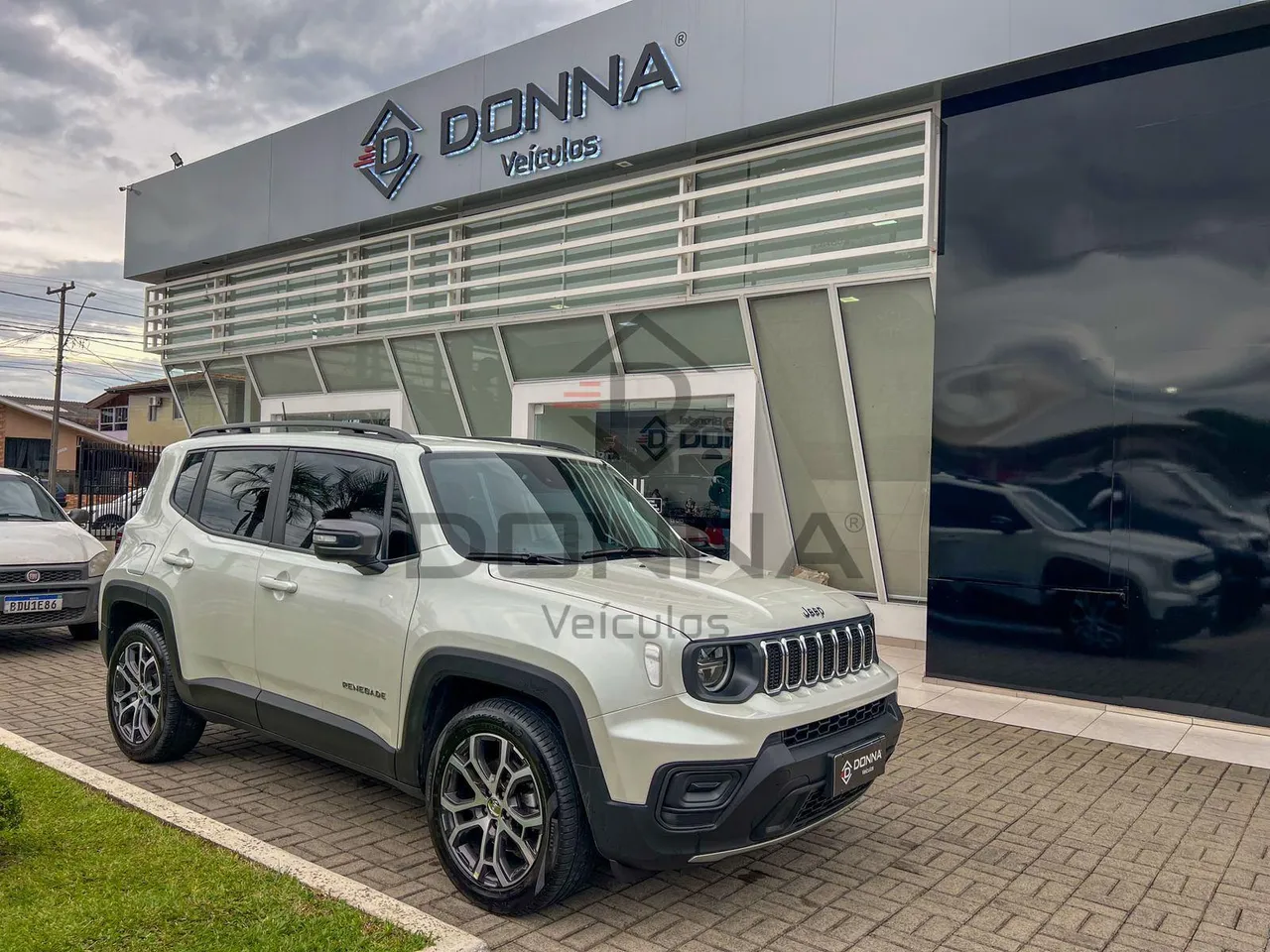 RENEGADE LGTD T270 BRANCA 2023/2024