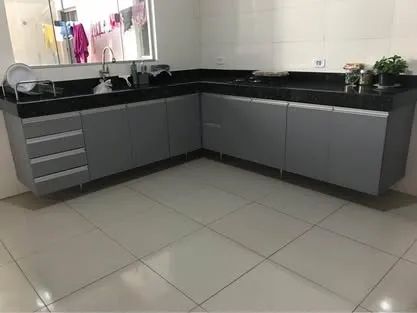 Fabricação de armários de cozinha,qualidade e preço justo, venha encomendar!