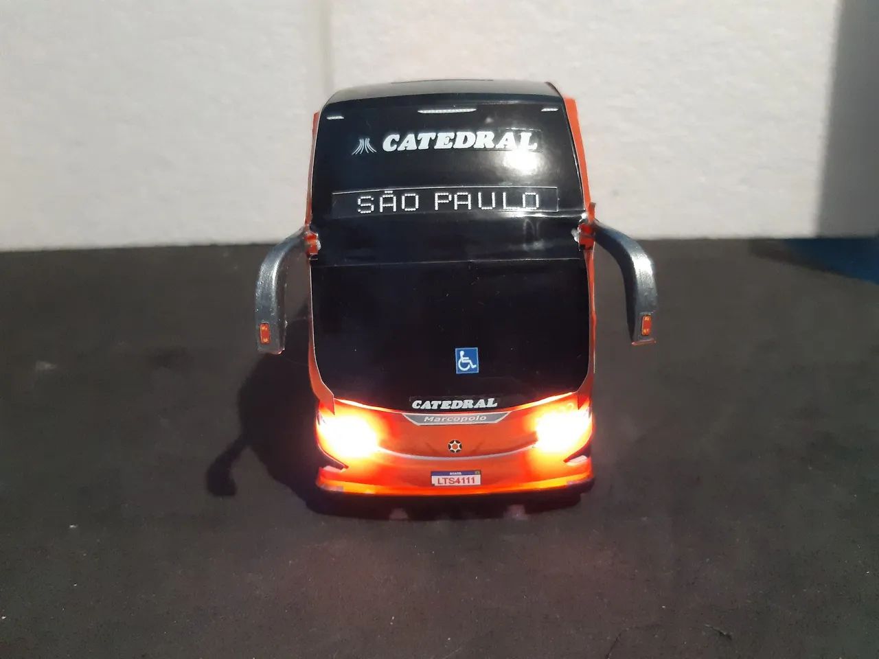 Ônibus de Brinquedo Catedral - Escala 1:43 - Foto 3