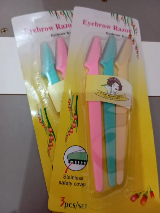 Promoção lâmina limpeza de rosto sobrancelha
