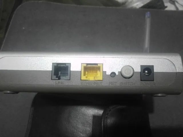 Roteador D-Link - modelo: DSL - 500b - Foto 3