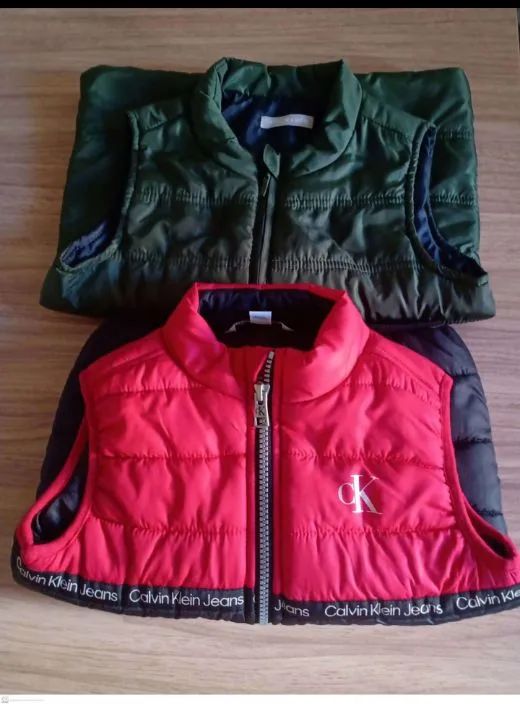 Colete Calvin Klein - Verde e Vermelho