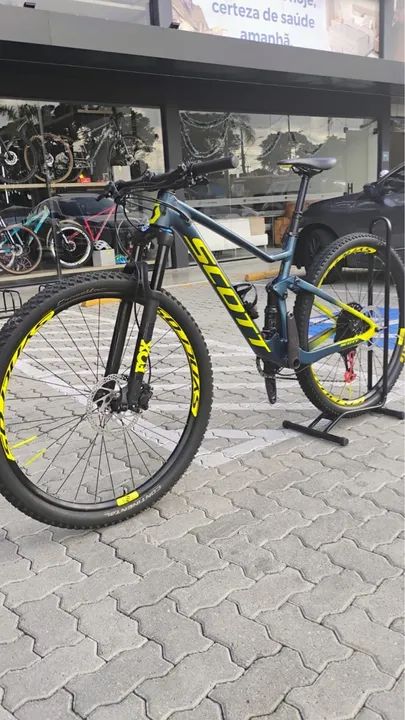 Scott Spark 950 Tam 17 - EXCELENTE ESTADO c/ nota fiscal e manual