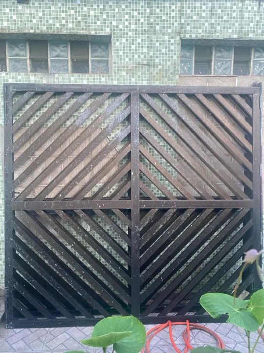 Vendo Portão de Alumínio