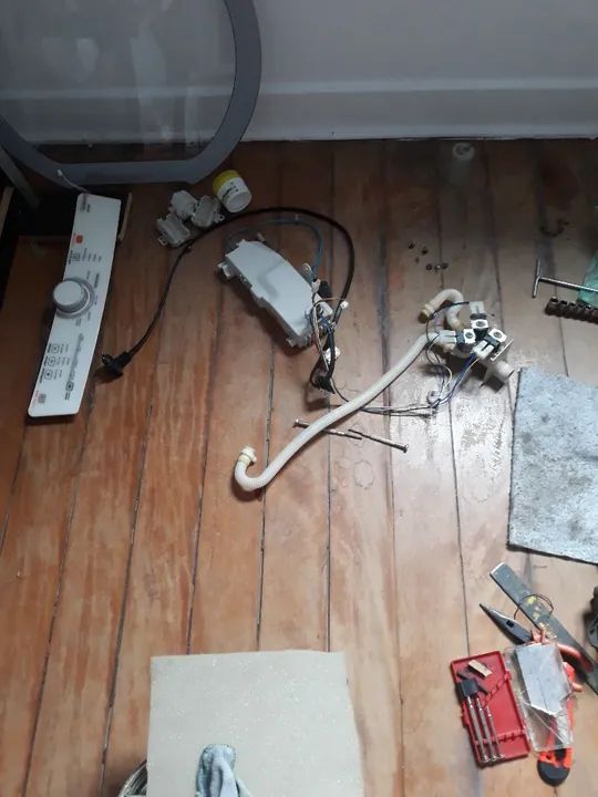 Consertos Elétricos e Hidráulicos em geral  - Foto 4