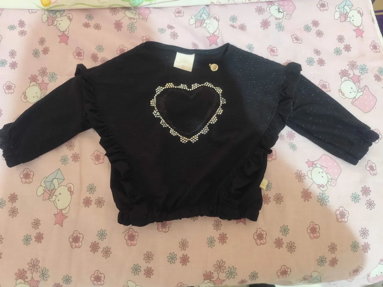 Blusa nova Kiki xodó com coração em glitter