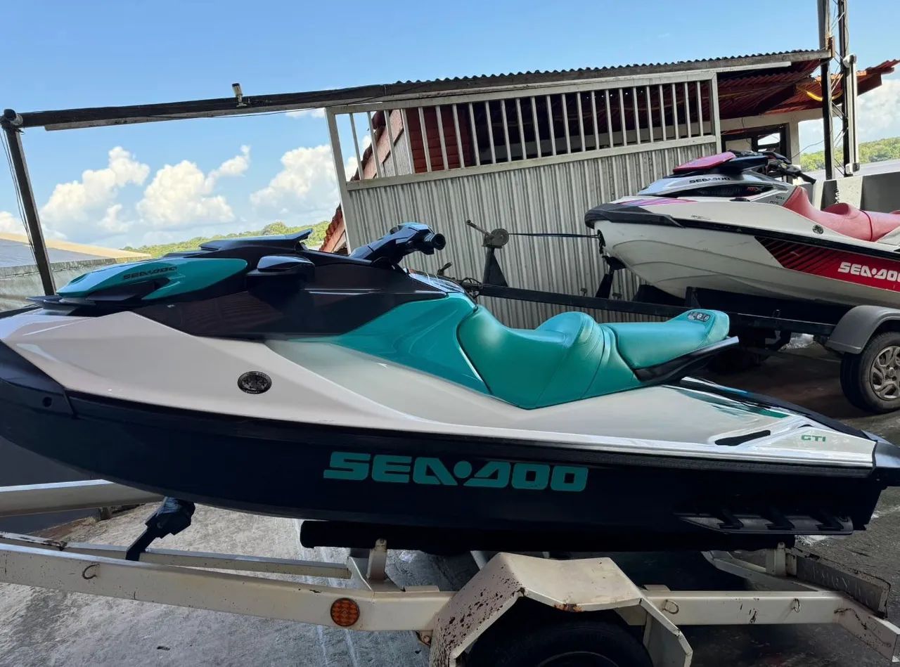 VENDO JET SKI SEADOO 130HP APENAS 135 horas  - Foto 2