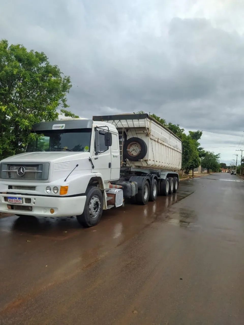 Vendo conjunto Mercedes Bens/LS 1634 com Semi Reboque SR/IDEROL