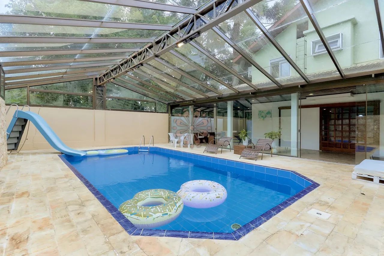 Casa em Condominio Santa Felicidae aceita permuta por apartamento em Curitiba