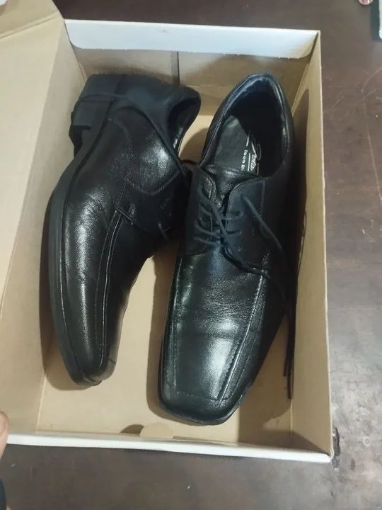 Sapatos sociais pretos