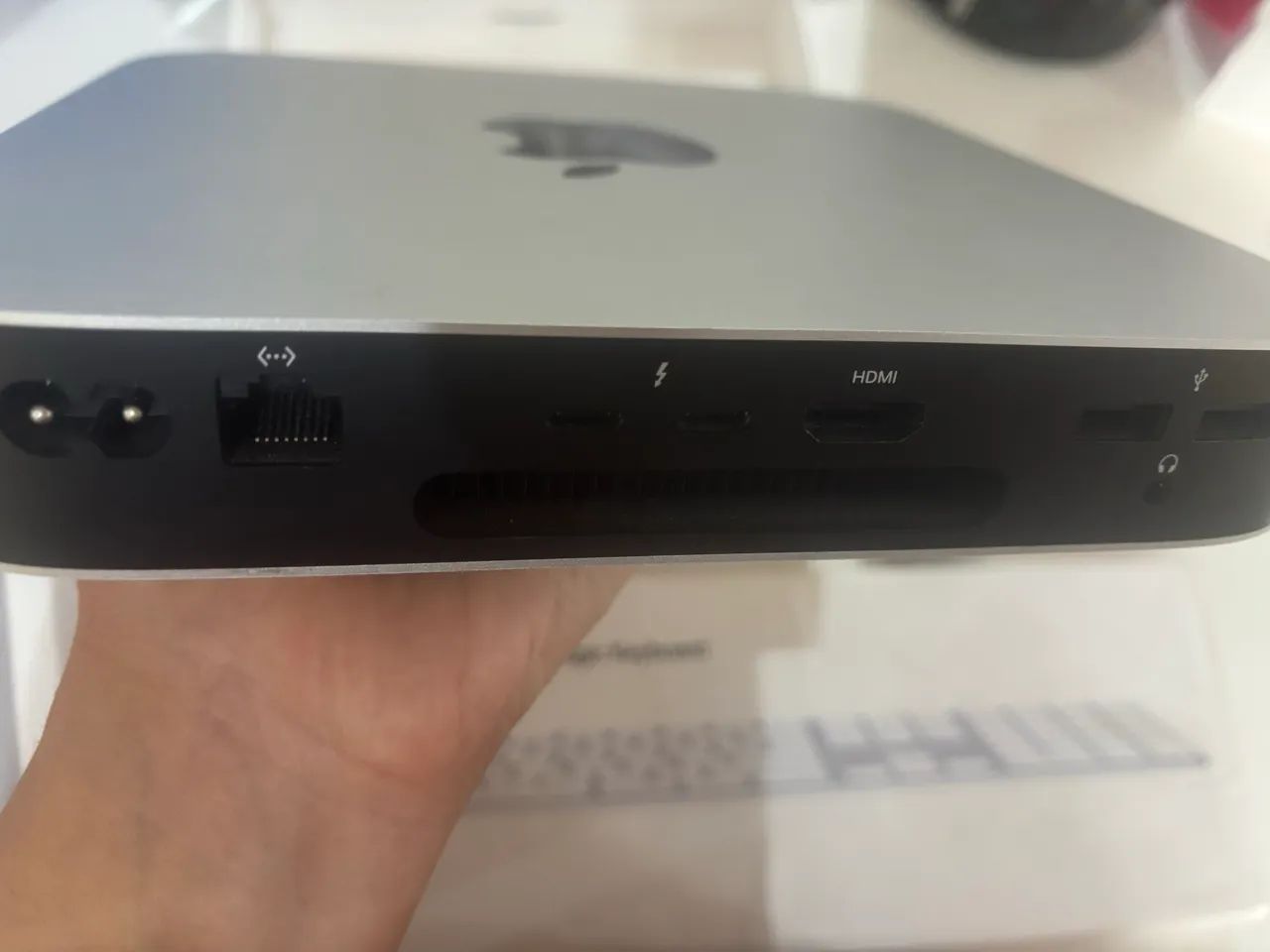 Mac Mini M2 16 RAM 256 GB + Magic Keyboard Apple + mouse