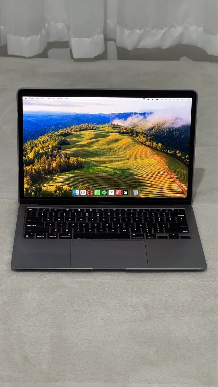 MacBook Air M1 2020 8GB/256GB 外箱あり MacBook Air M1 (2020) - 8GB RAM - 256GB SSD - Com caixa e