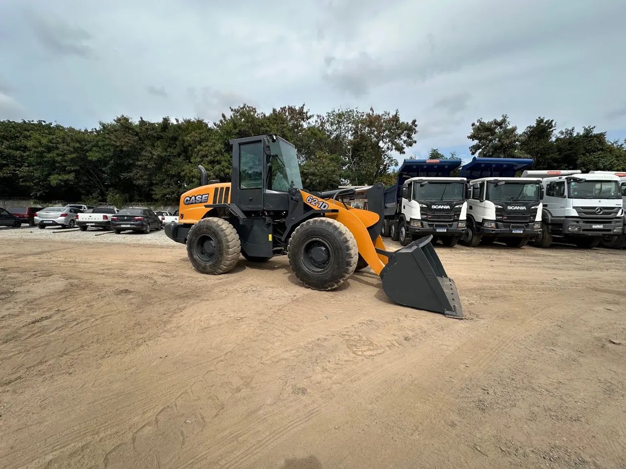 Pá Carregadeira Case 621D 2017 