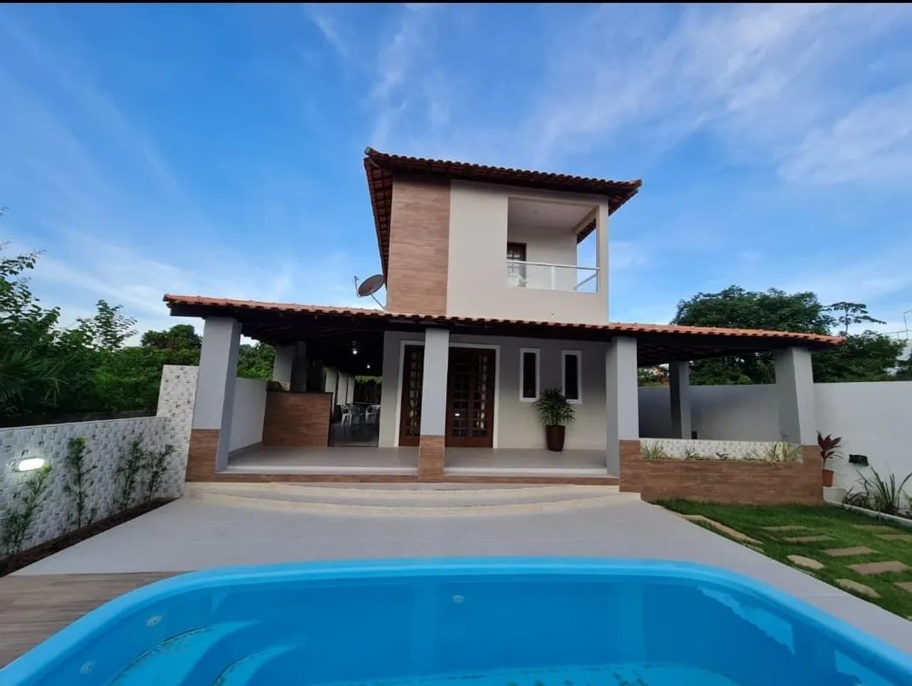 CASA NOVA ALUGUEL TEMPORADA COND. FECHADO LINHA VERDE - BARRA DE JACUÍPE 