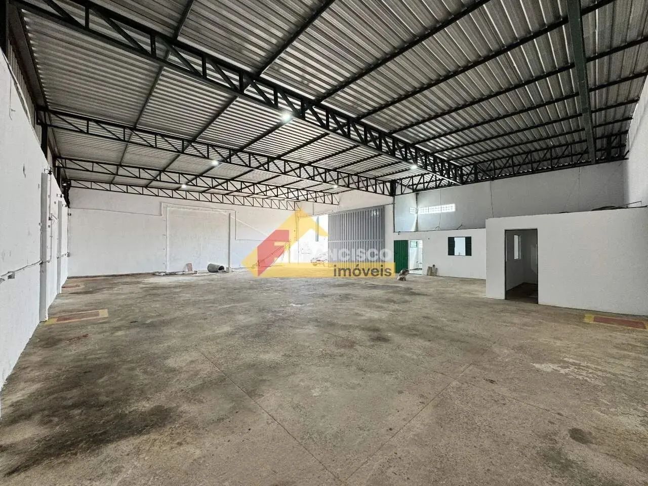 Galpão para aluguel, Levindo Paula Pereira - Divinópolis/MG