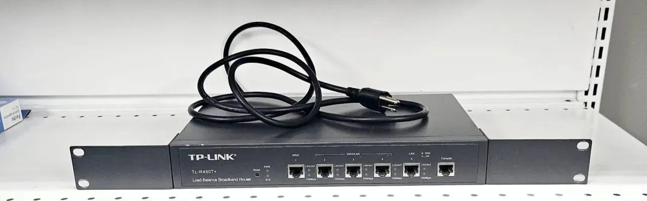 Roteador TL R480T TP-Link